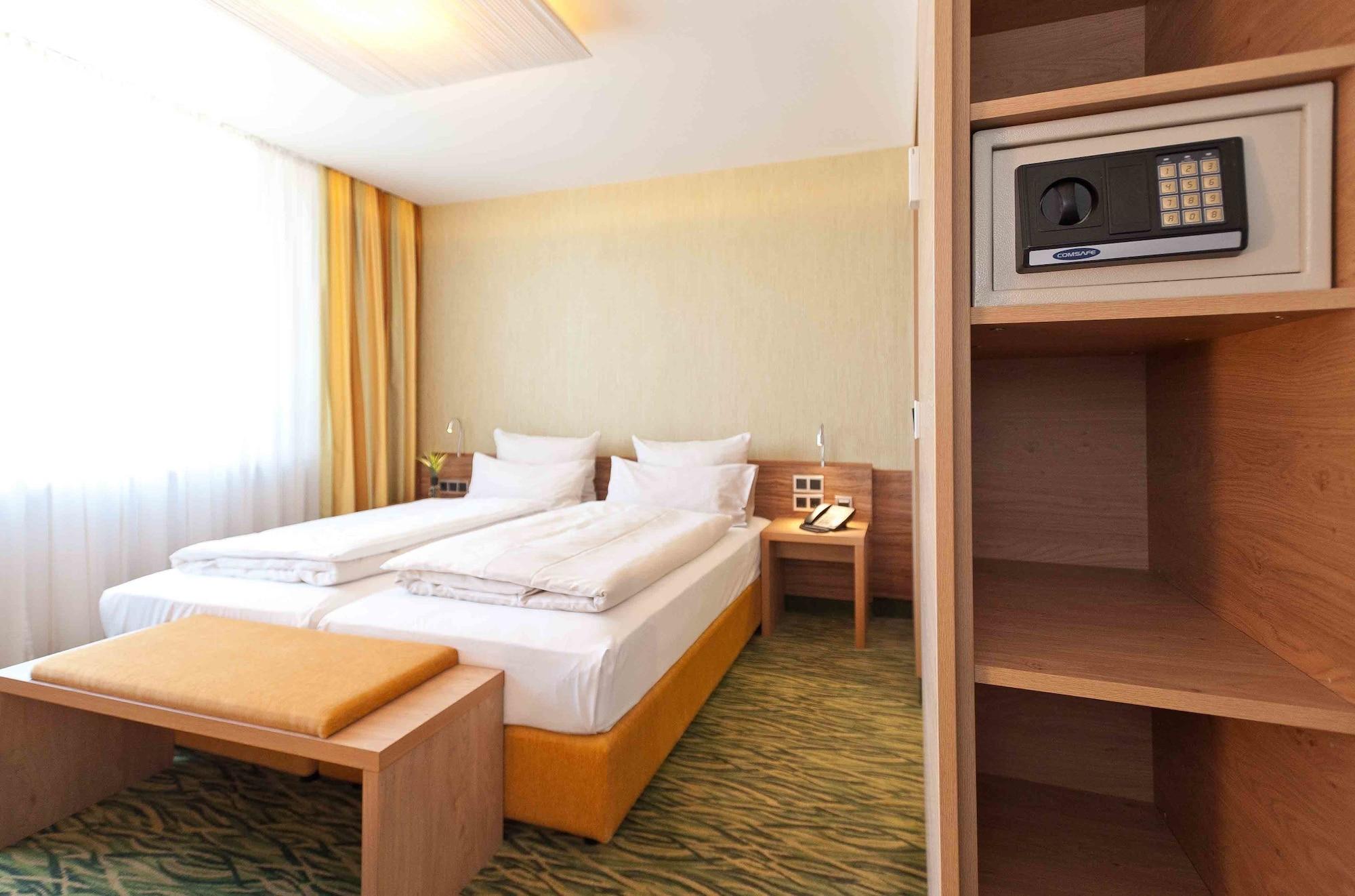Hotel Bildungsblick Kirchseeon Extérieur photo
